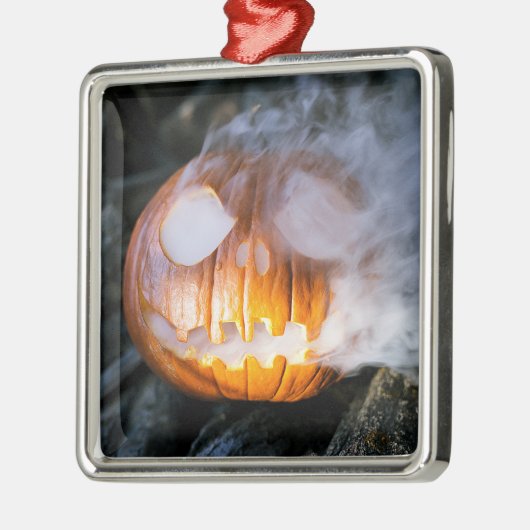 Jack-o-Lantern Halloween Pumpkin Head on Fire Metalen Ornament (Links)