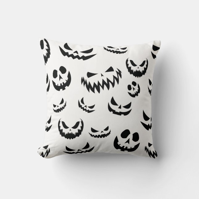 Jack O Lantern Pumpkin Face Zwart en Wit Kussen (Voorkant)