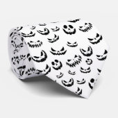 Jack O Lantern Pumpkin Face Zwart en Wit Stropdas (Opgerold)
