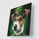 Jack Russell Dog in St. Patrick's Day Dress Vierkante Klok (Hoek)