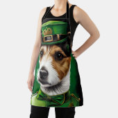 Jack Russell-hond in St. Patrick's Day-jurk Schort (Insitu)