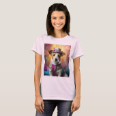 Jack Russell in kleurrijke kleding T-shirt (Voorkant volledig)