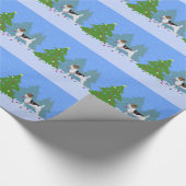 Jack Russell Terrier die kerstboom decorteert Cadeaupapier (Hoek)