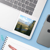 Jackson Hole-bergen en -rivier Sticker (Laptop met iPhone)