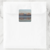 Jackson Lake Dam Reflection in Grand Teton Park Vierkante Sticker (Tas)