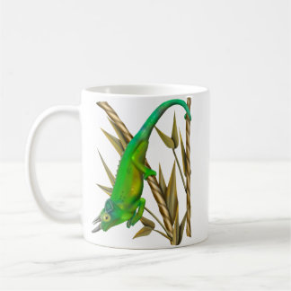 Jacksons kameleon hangend in de bamboe koffiemok