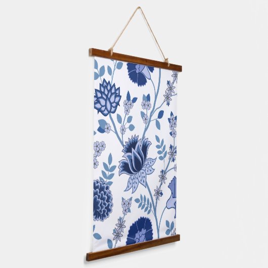 Jacobean Bloemen LG Patroon Blauw op Wit Hangend Wandkleed (Gebogen)