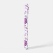 Jacobean Floral Big Pattern Pinks op wit iPhone 15 Case (Rechterkant)