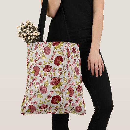 Jacobean Floral Big Pattern Reds Pinks Gold Cream Tote Bag (Dichtbij)