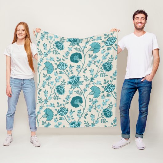 Jacobean Floral Big Pattern Teals op Cream Fleece Deken (In situ)