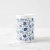 Jacobean Floral Pattern Blues op wit Porselein Kop (Voorkant)
