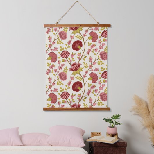 Jacobean Floral Pattern Reds Pinks Gold Cream Hangend Wandkleed (Slaapkamer)