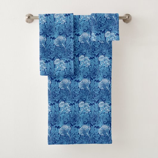 Jacobean Flower Damask, Cobalt and Light Blue Bad Handdoek (Insitu)