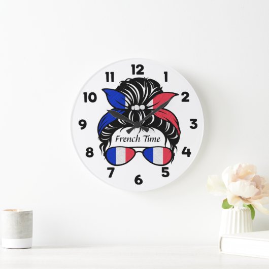 J'Adore Frankrijk, Franse tijd, Messy Bun Grote Klok (Huis)