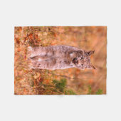 Jagen met een rode lynx | Herfstbos Fleece Deken (Voorkant (Horizontaal))
