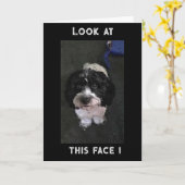 JALOERSE PUP ZEGT "GELUKKIGE VERJAARDAG" KAART (Gele Bloem)