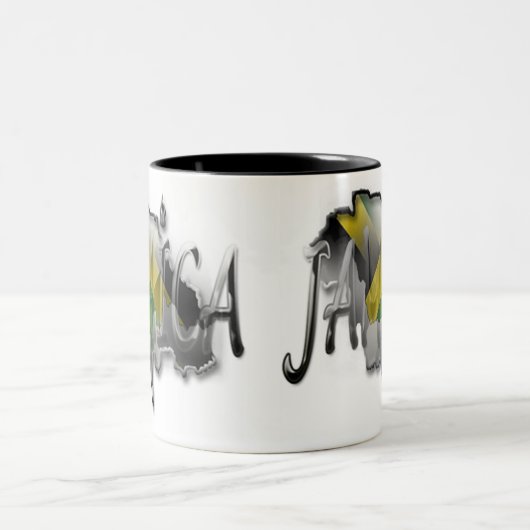 Jamaica Mok (Center)