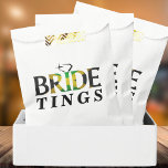 Jamaican Flag Bride Wedding Bachelorette Jamaica Bedankzakje<br><div class="desc">Jamaicaanse vlagbruidjes gunnen een tas voor een vrouw. Ideaal voor een Jamaica bruiloft vrijgezellenfeest of een Jamaicaan met de titel 'Bachelorette party'.</div>