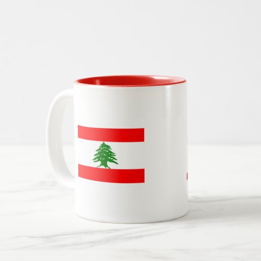 Jamail Family Mok - Red (Voorkant links)