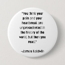 James Baldwin bij het lezen van citaatpagina