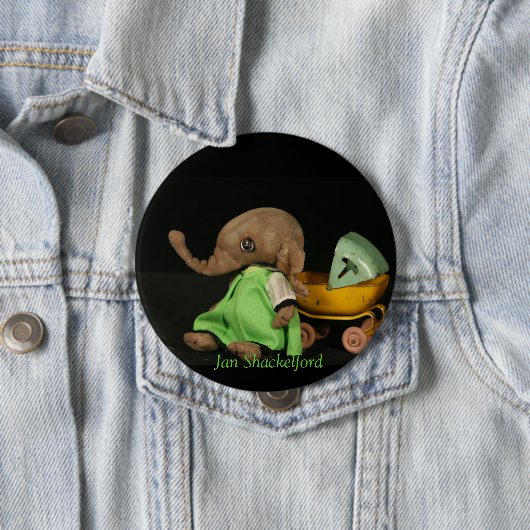 Jan Shackelford Elephant Button Mumfie (In situ)