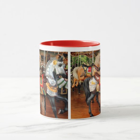Jane's Carousel Horses in een thee of Mok (Midden)