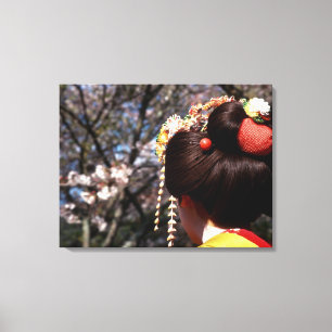 Japan, Kyoto. Achteraanzicht close-up van geisha's Canvas Afdruk