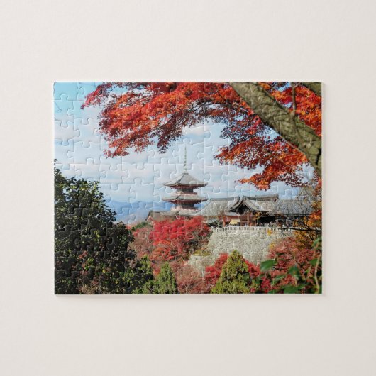 Japan, Kyoto. Kiyomizu-tempel in de herfstkleur Legpuzzel (Horizontaal)