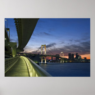 Japan. Tokio Rainboogbrug in de baai van Tokio. Poster