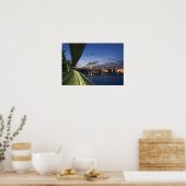 Japan. Tokio. Regenboogbrug in de Baai van Tokio. Poster (Keuken)