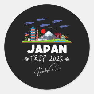 Japan Trip 2025 Hier komen we matchen teamreizen Ronde Sticker