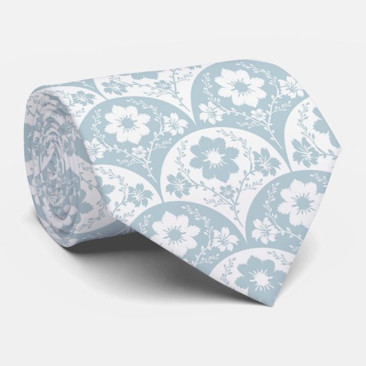 Japanese Floral Pattern in Soft Blue and White Stropdas (Opgerold)