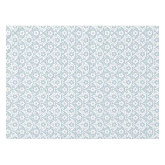 Japanese Floral Pattern in Soft Blue and White Tafelkleed (Voorkant (Horizontaal))