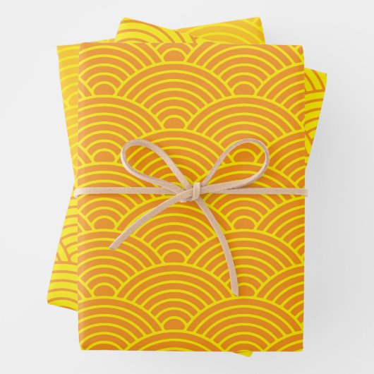 Japanese Seigaiha Wave | Orange and Yellow Inpakpapier Vel (In situ)