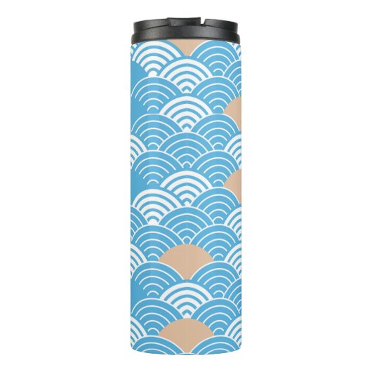 Japanese Waves Pattern Light Blue Beige Monograms Thermosbeker (Achterkant)