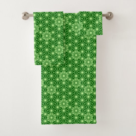 Japans Asanoha Pattern, Emerald and Lime Green Bad Handdoek (Insitu)