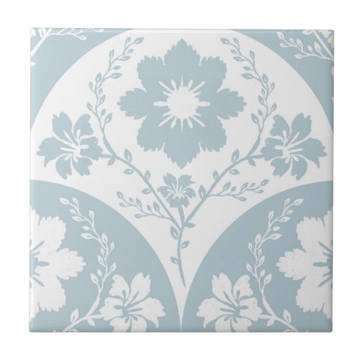 Japans bloempatroon in zachte blauwe en witte tint tegeltje (Voorkant)