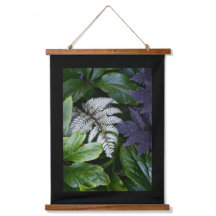 Japans gekleurde fern met zwarte rand