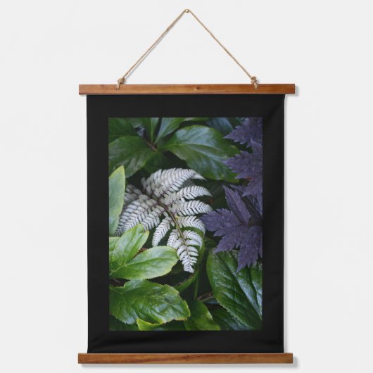 Japans gekleurde fern met zwarte rand hangend wandkleed (Voorkant)