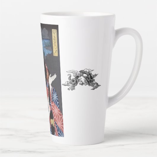 Japans maiden latte mok (Rechts)