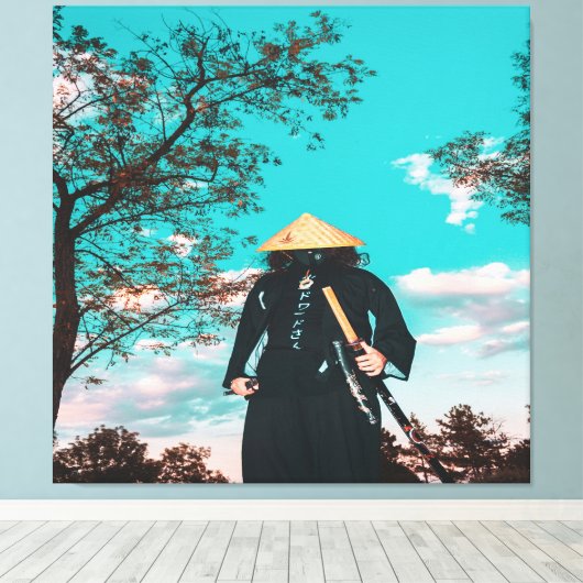 Japans Samurai-strijder voor de muur Canvas Afdruk (Insitu (Houten vloer))