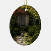 Japans theehuis en tuin in het najaar keramisch ornament (Rechts)