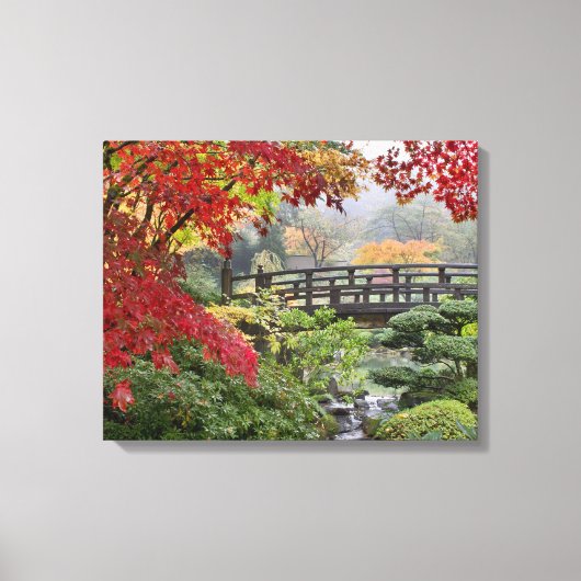 Japans Tuin in Herfst Uitgerekt Canvas Print (Voorkant)