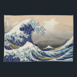 Japans Woodblock: Big Wave van Kanagawa Theedoek<br><div class="desc">Dit Japanse houtblokontwerp toont de grote golf van Kanagawa.</div>