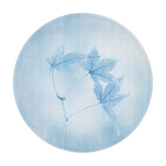 Japanse apelbladeren in blauw snijplank (Voorkant)