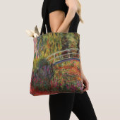 Japanse Bridge Water Lily Pond van Claude Monet Tote Bag (Dichtbij)