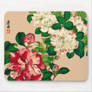 Japanse Camellias. Diep roze op beige Muismat