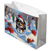 Japanse Chin loopt in de sneeuw met kerst Pet Groot Cadeauzakje (Achterkant Gekanteld)