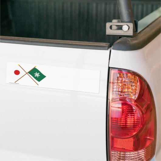 Japanse en Iwate Crossed Flags Bumpersticker (Op Truck)