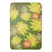 Japanse esdoorn op een badmat (Voorkant Verticaal)